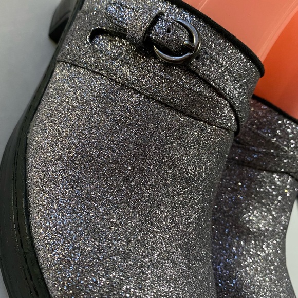 New Lands’ End size 7 glitter clogs rubber sole - Picture 4 of 8